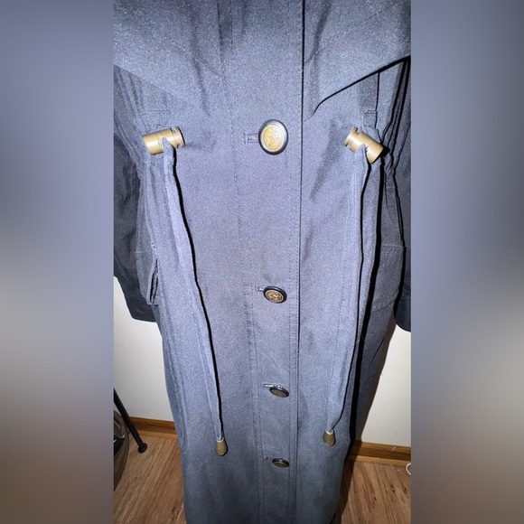 TravelSmith Women's Black Trench Coat. Size PS - Picture 3 of 9